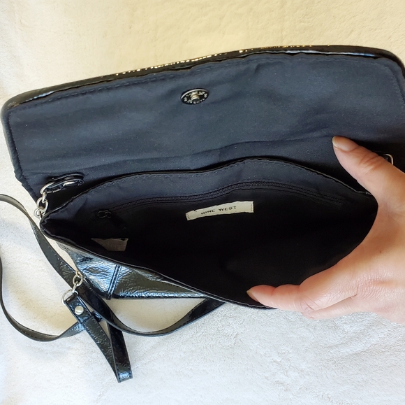 Nine West Black Patent Envelope Purse - Picture 6 of 6